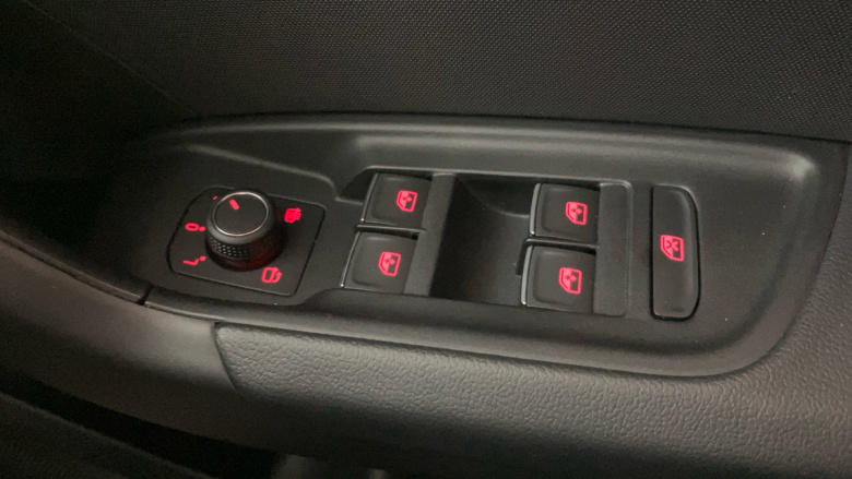 Audi A1 25 TFSI S Line 5dr S Tronic Petrol Hatchback